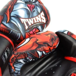 Twins FBGVL3-58 Red Kabuki Muay Thai Boxing Gloves -Fight Gloves Store fbgvl3 58 rd 5