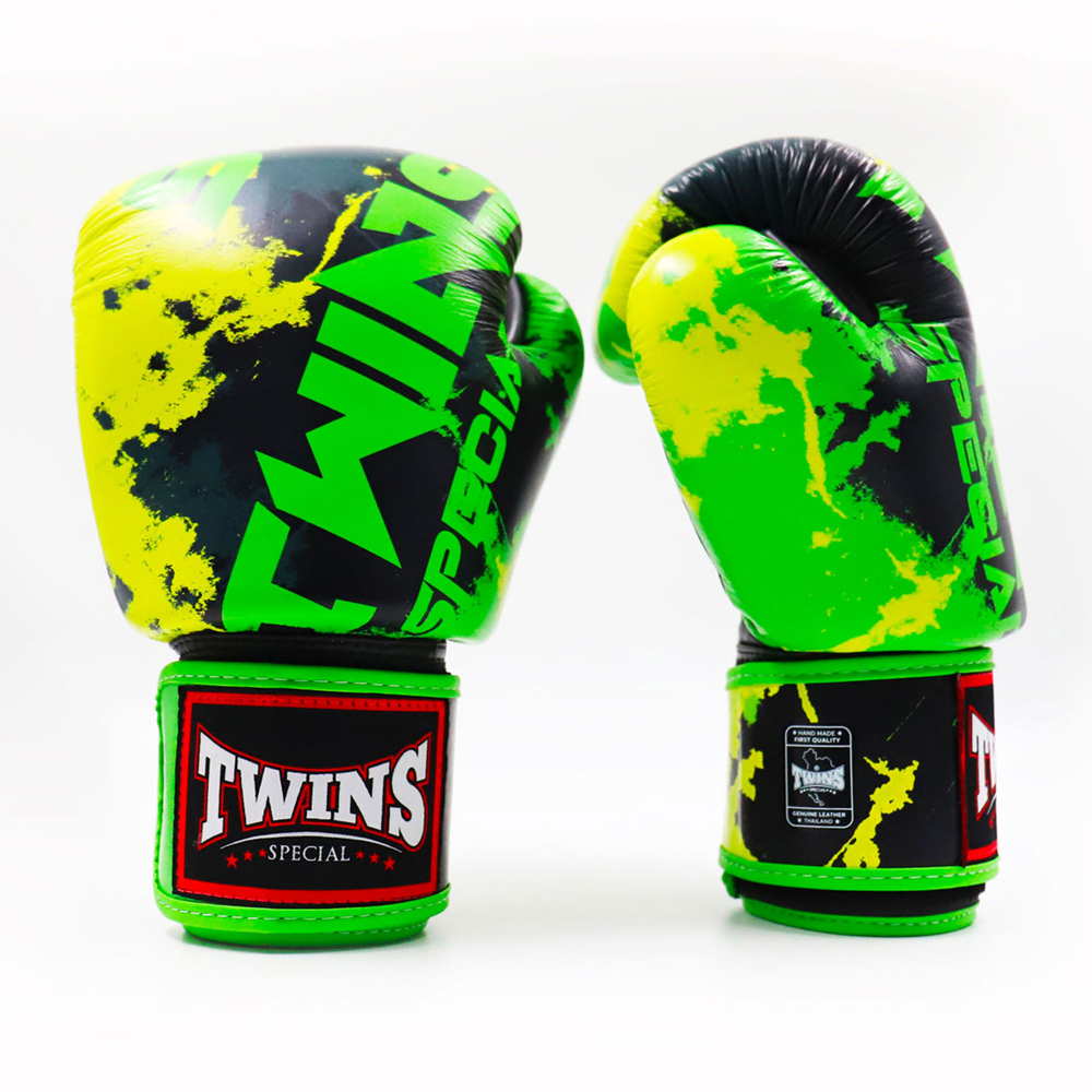 Twins FBGVL3-61 Candy Green Black Muay Thai Boxing Gloves 3 Twins FBGVL3-61 Candy Green Black Muay Thai Boxing Gloves - Image 2